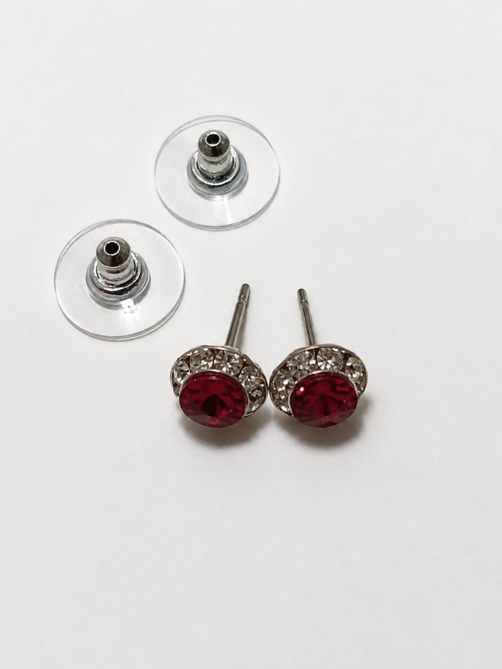 🌟3/$15 Red Crystal Stud Earrings with Clear Accents